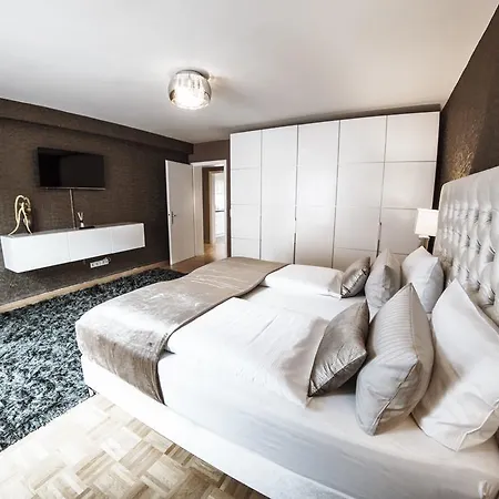 Luxus Notte Napolitana Apartment